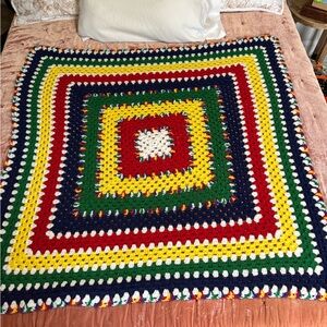 VTG Colorful Crochet Blanket approx.‎ 44”x44”